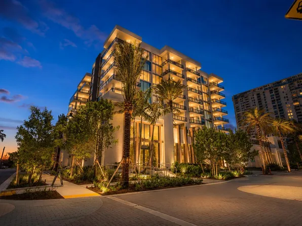 305 Briny Avenue #301, Pompano Beach, FL 33062