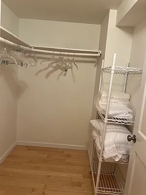 Rented by Manhattan Management Group | media 39