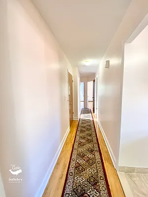 Rented by Daniel Gale Sotheby's International Realty | media 25