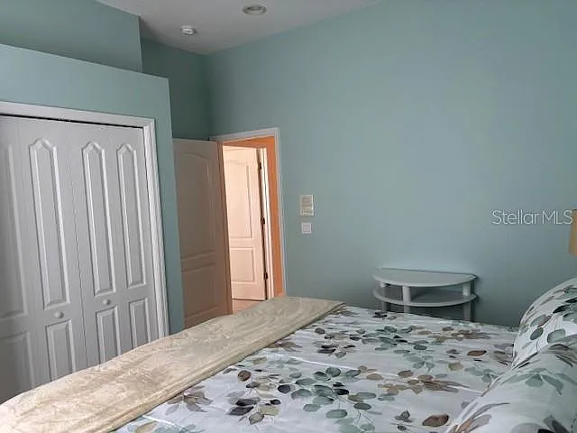 9480 Forest Hills Cir — Photo 24