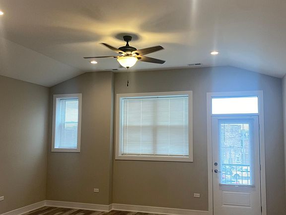 4th image of 6351 S Maryland Ave #3