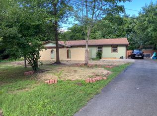 9100 Goldleaf Cir, Knoxville, TN 37923