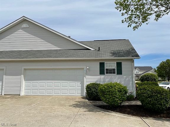 3rd image of 678 Sweetnut Ct