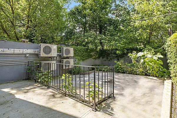 Rented by Stuyvesant Heights Realty Corp | media 7