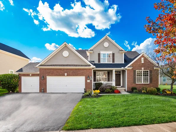 8254 Tricia Price Dr, Powell, OH 43065