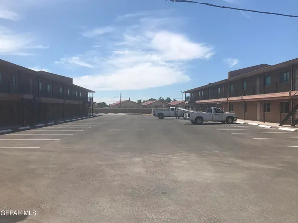 594 Lomaland Dr, El Paso, TX 79907