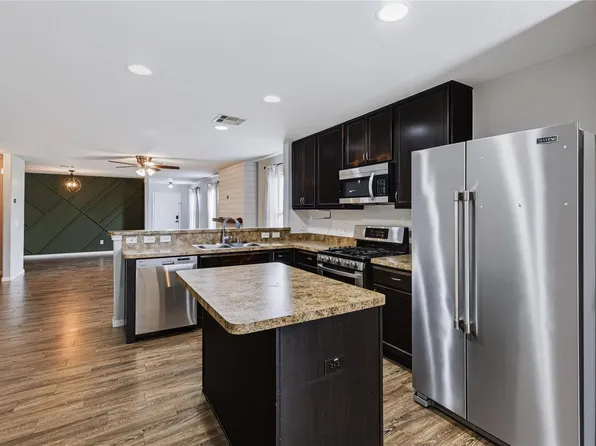 834 Coffee Mill Creek Ln, Rosenberg, TX 77471