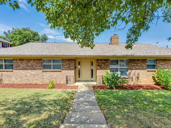 6000 Sycamore Creek Rd, Edgecliff Village, TX 76134