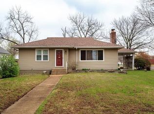 6909 Pernod Ave, Saint Louis, MO