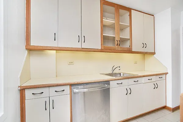 Rented by Living New York | media 12