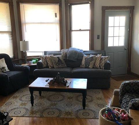3rd image of 2816 N Fratney St APT 1