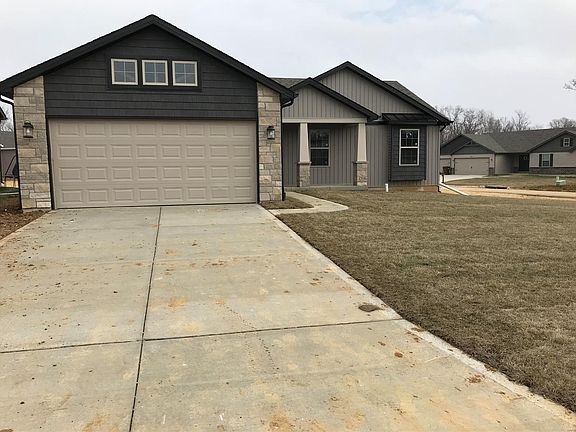 2nd image of 691 Glen Eagle Dr