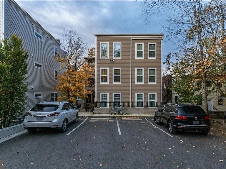 3925 Fulton St NW #5 — Photo 15