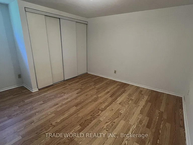 83 Invergordon Ave #BASEMENT — Photo 6