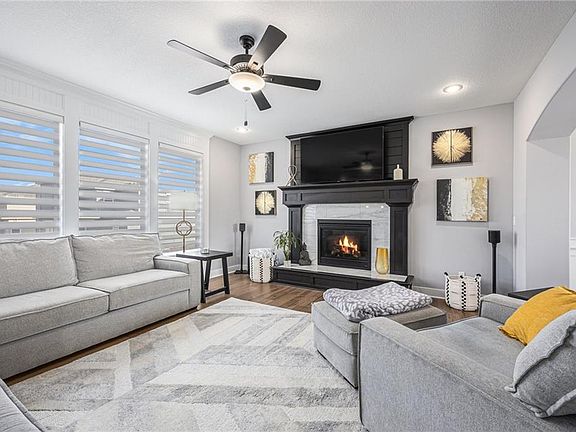 4th image of 5823 Belmont Dr