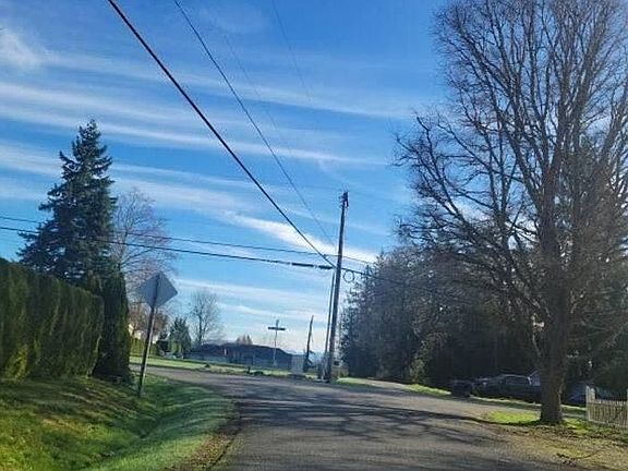 4th image of 10914 Willow Rd