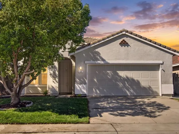 425 Arlingdale Cir, Rio Linda, CA 95673