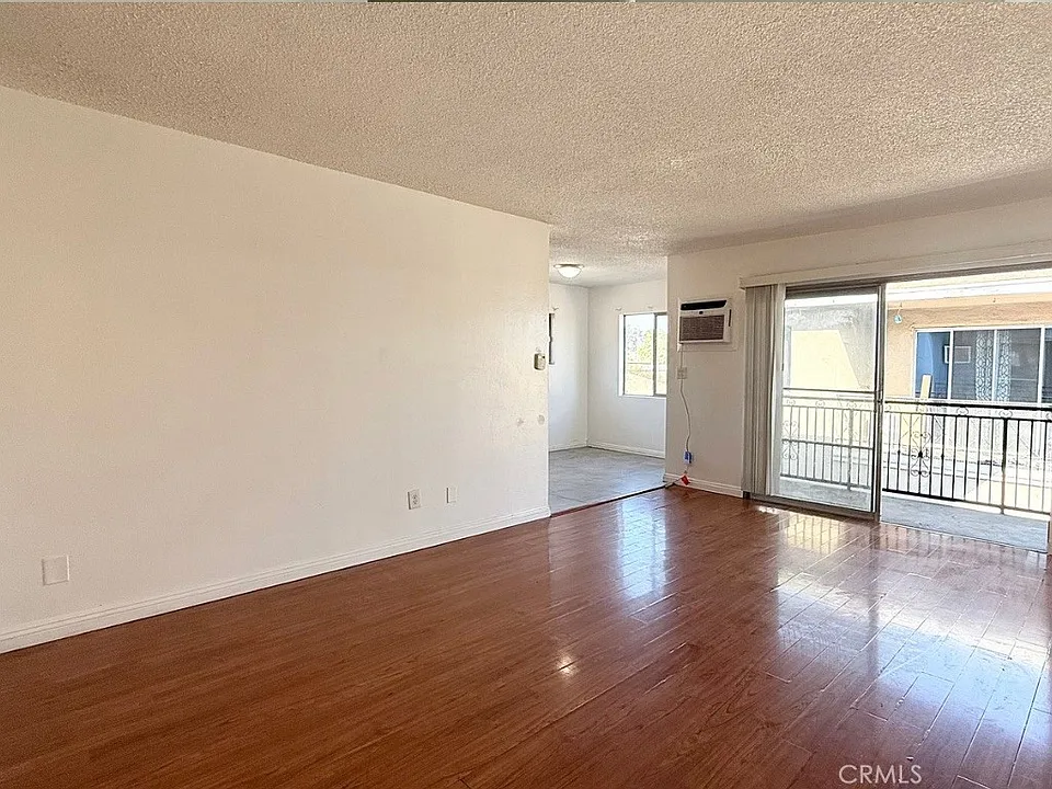 444 S Garfield Ave