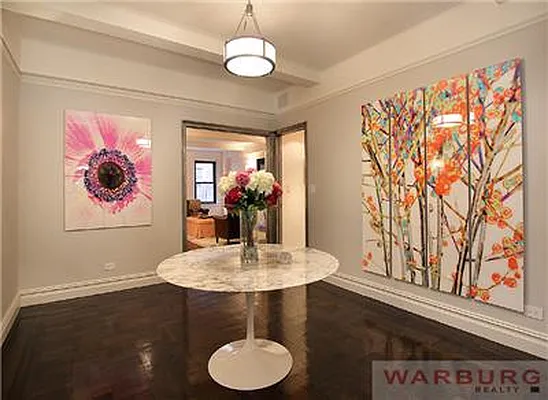Sold by Warburg | media 7