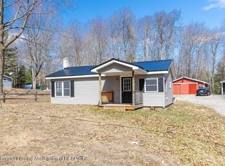 412 N Scott Dr, Farwell, MI 48622