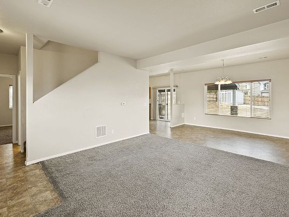 3rd image of 917 Silverqueen Rd