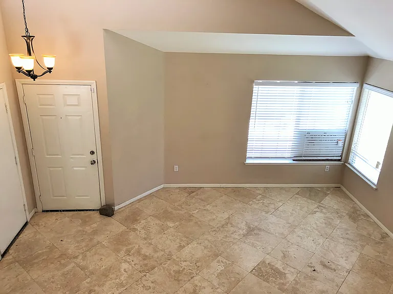 12507 Sunbird Ln — Photo 7