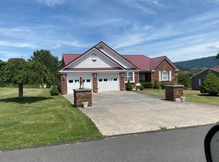 166 Faith St, North Tazewell, VA 24630