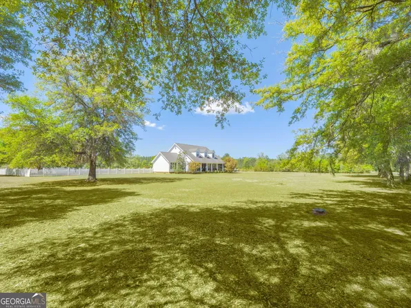202 Chesser Ln, Folkston, GA 31537