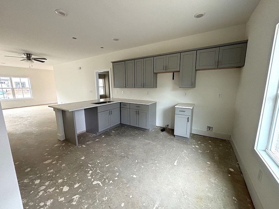 1st image of 215 Ruth St #4B-4Ba-1873Sqft