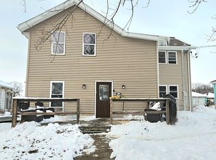 705 N Ottawa Ave, Dixon, IL 61021