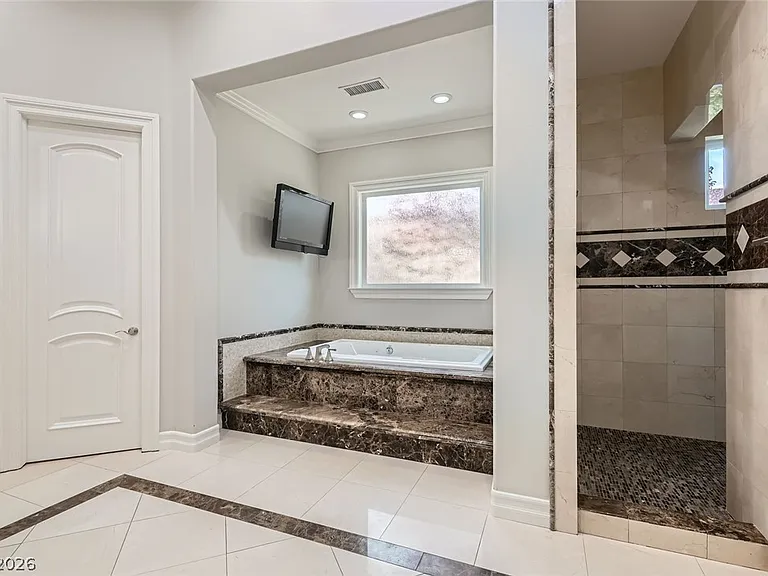 5367 Secluded Brook Ct — Photo 23