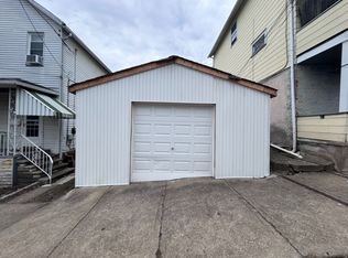 556 Swallow St, Kingston, PA 18704