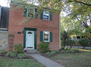 321 Rock Spring Dr SW, Leesburg, VA 20175