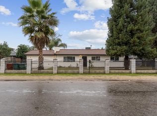 25681 Hypericum St, Visalia, CA 93292