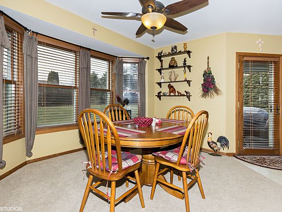 5th image of 210 Woodland Dr