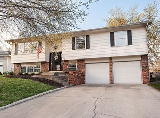 2905 Colt Dr, Lawrence, KS 66049