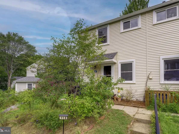 11 Hillside Rd, Greenbelt, MD 20770