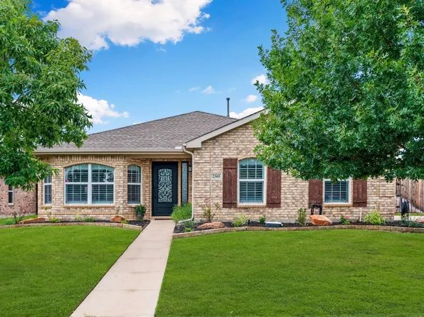 2305 Del Mar Ct, Denton, TX 76210