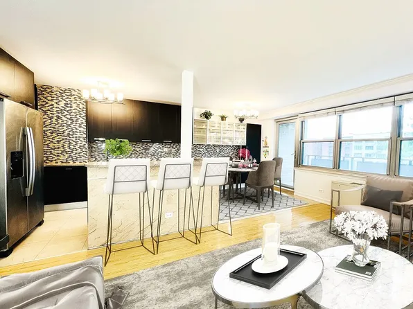 135 Ocean Pkwy APT 6M, Brooklyn, NY 11218