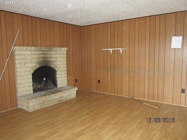2nd image of 665 Evelyn Ave