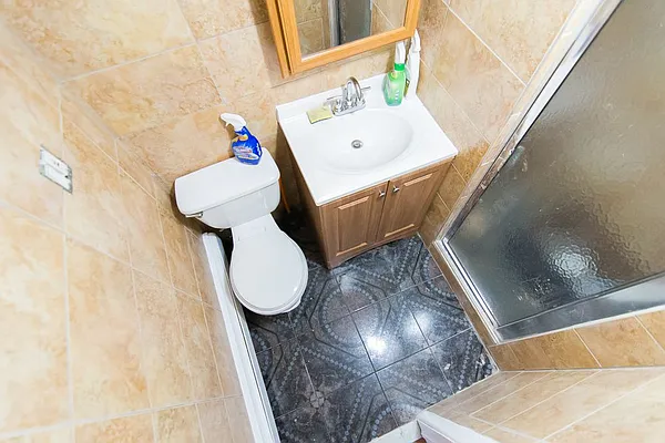 Rented by Greenpoint Properties | media 6