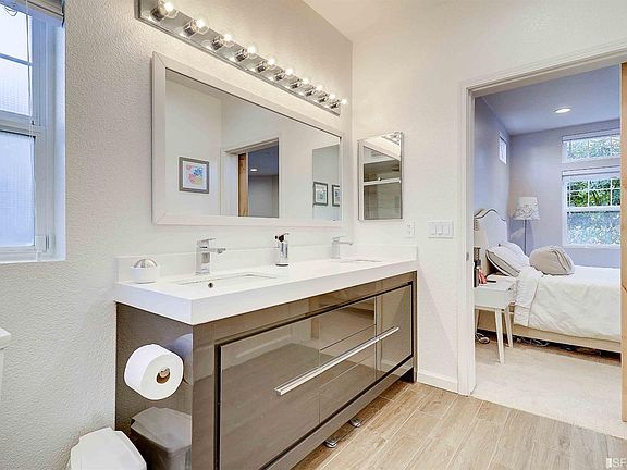 4th image of 211 Crescent Ct
