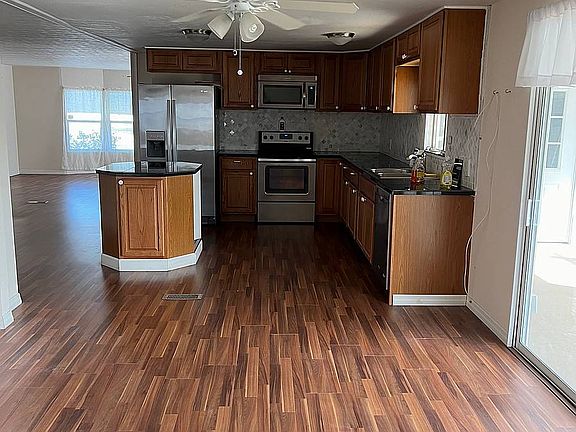 3rd image of 5640 Finley Dr
