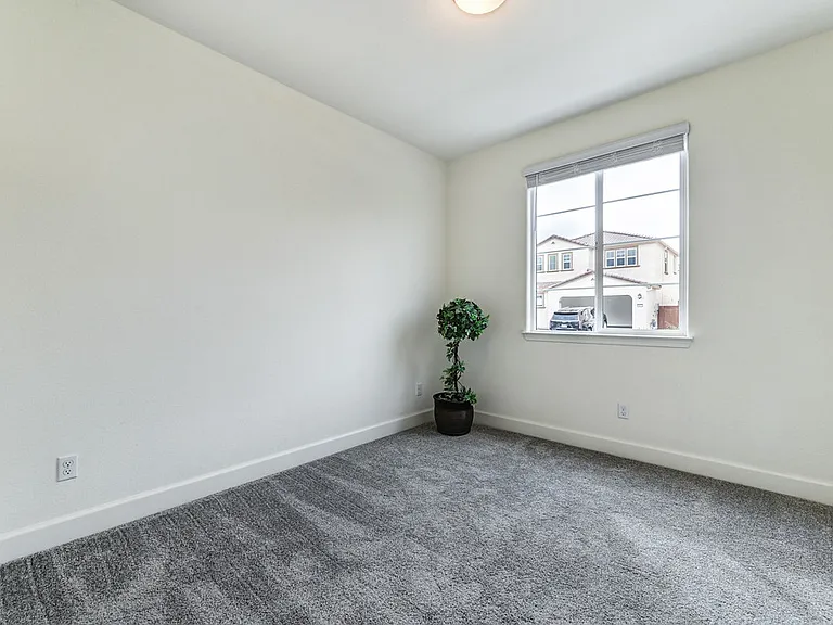 4025 Trinity Alps Way — Photo 3