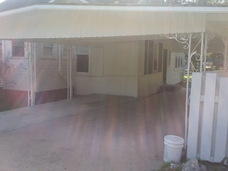 201 E Arkansas St — Photo 3