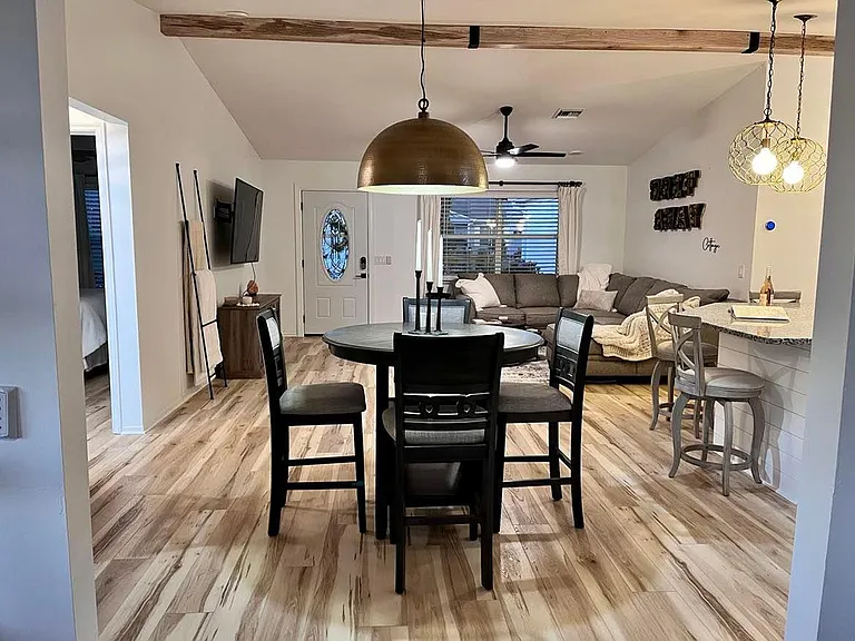 306 San Marino Dr — Photo 6