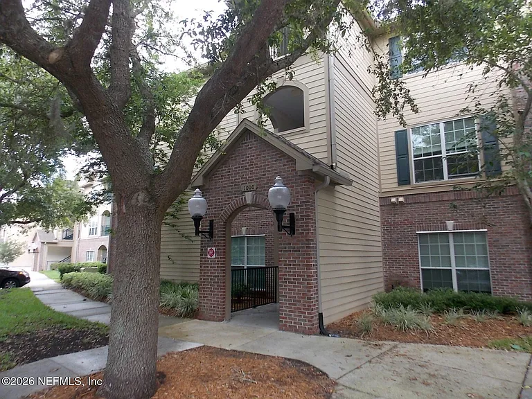 7800 Point Meadows Dr #338 — Photo 32