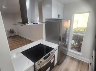 1040 W Macarthur Blvd APT 135, Santa Ana, CA 92707