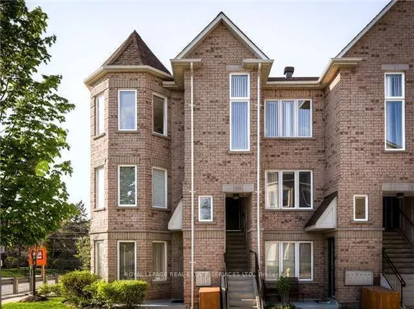 2 Brian Peck Cres #Townhouse 201, Toronto, ON M4G 4K4