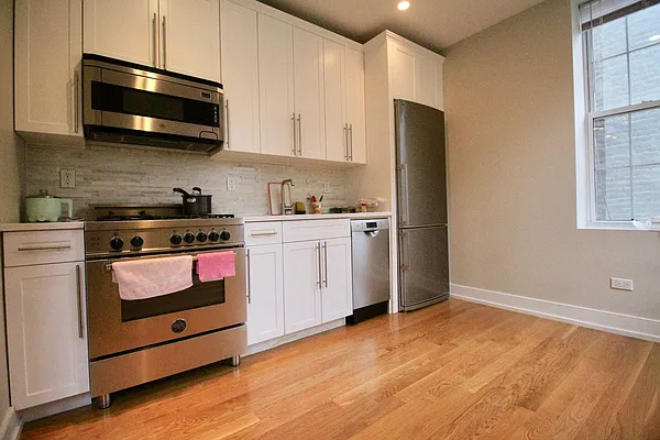 Rented by Rudd Group LTD | media 9